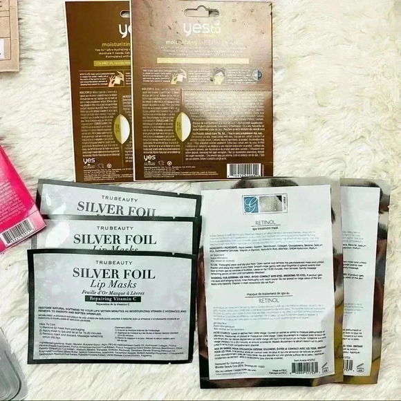 19 NEW Facial, Lip & Undereye Masks (Soap & Glory, Yes To, Rata & Co and More) - Picture 13 of 15